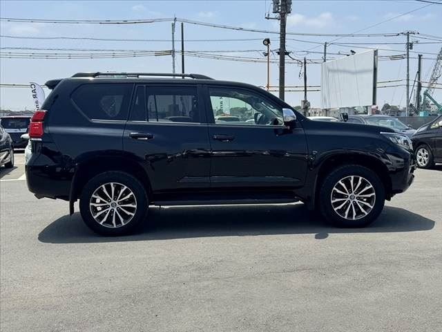 TOYOTA LAND CRUISER TXL view 5