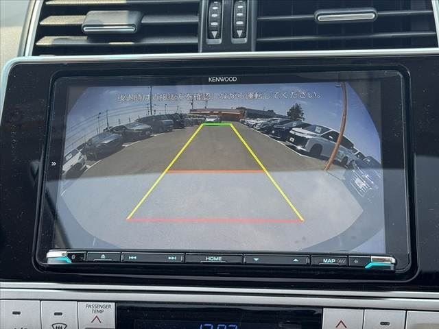 TOYOTA LAND CRUISER TXL view 13