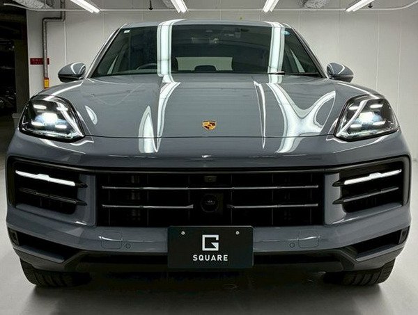 PORSCHE CAYYENE Base grade view 6