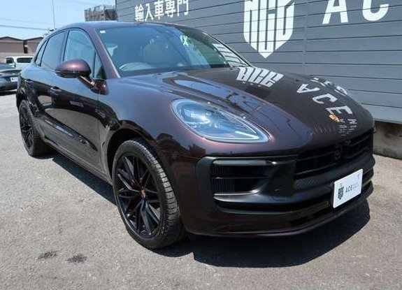 PORSCHE MACAN GTS PDK RESERVED