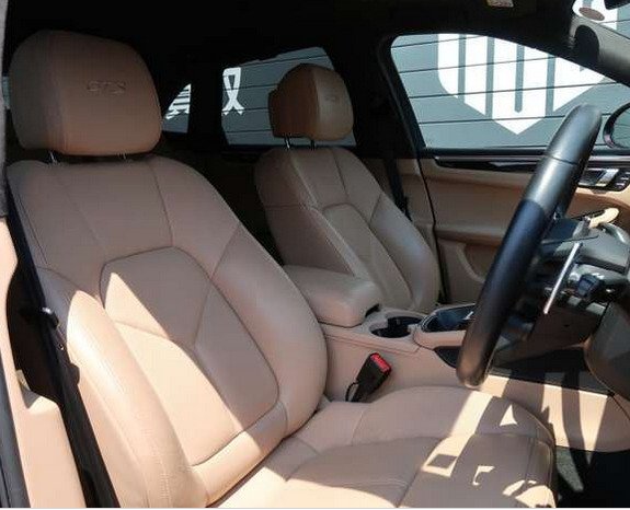 PORSCHE MACAN GTS PDK RESERVED view 13