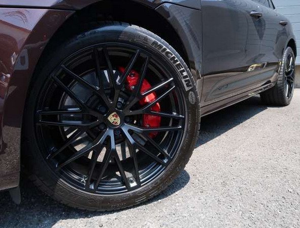 PORSCHE MACAN GTS PDK RESERVED view 7
