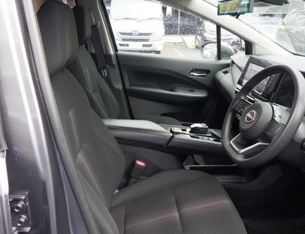 NISSAN NOTE X E POWER view 5