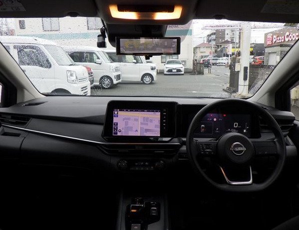 NISSAN NOTE X E POWER view 9